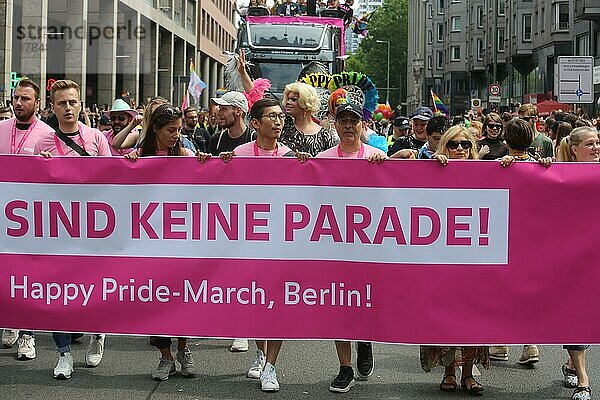 Christopher Street Day  Berlin Pride  Berlin  Deutschland  Europa
