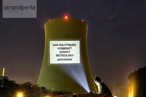 Greenpeace am AKW Philippsburg  Atomkraft schadet Deutschland. Phillipsburg  Baden-Württemberg  Deutschland  Europa