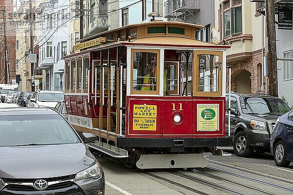 Cable Car  historische Straßenbahn  Powell and Market nach Bay and Taylor  San Francisco  Kalifornien  USA  Nordamerika