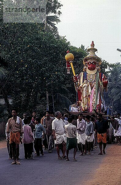 Hanuman Wagen beim Bharani Fest  Chettikulangara bei Alappuzha Alleppey  Kerala  Südindien  Indien  Asien