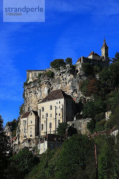 Rocamadour  Departement Lot  Region Midi-Pyrenees  Okzitanien  Wallfahrtsort der römisch-katholischen Kirche