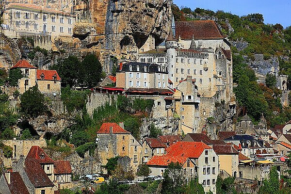 Rocamadour  Departement Lot  Region Midi-Pyrenees  Okzitanien  Wallfahrtsort der roemisch-katholischen Kirche  Frankreich  Europa