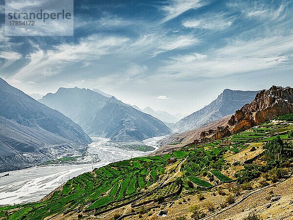 Vintage Retro-Effekt gefiltert Hipster-Stil Bild von Spiti-Tal und Spiti-Fluss im Himalaya. Spiti-Tal  Himachal Pradesh  Indien  Asien