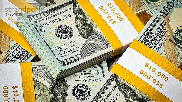 Kreative Business Finance Making Money-Konzept  Panorama-Hintergrund der neuen 100 US-Dollar 2013 Ausgabe Banknoten (Rechnungen) Bündel close up