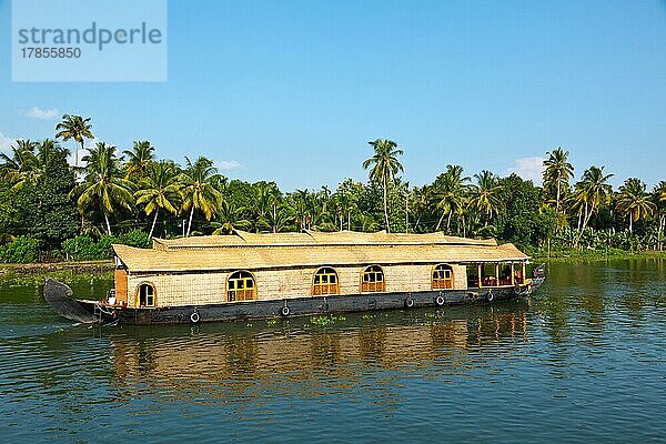 Hausboot auf den Backwaters von Kerala. Kerala  Indien  Asien