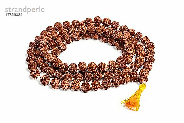 Buddhistische oder hinduistische Japa-Mala (Gebetsperlen) aus isoliertem Rudraksha