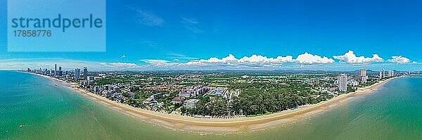 Panorama  Luftaufnahme vom Bacco Beach  Jomtien  Pattaya  Thailand  Asien