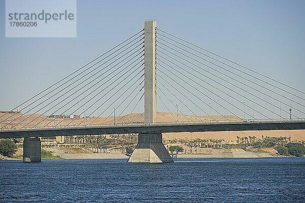Al-Khattarah-Brücke  New Aswan City Bridge  Assuan  Ägypten  Afrika