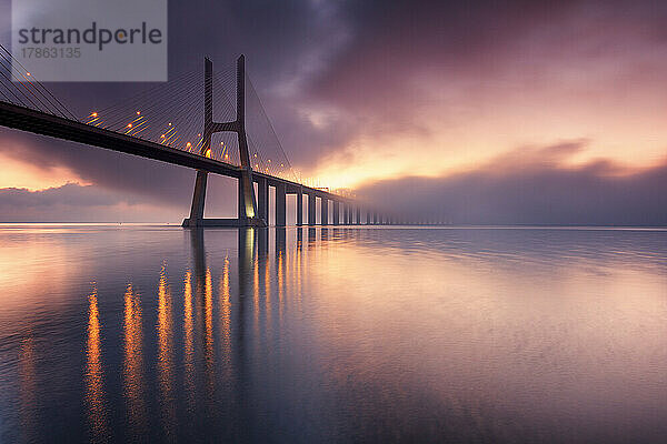 Vasco da Gama Brisge Lissabon Portugal