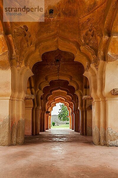 Lotus Mahal Details. Königliches Zentrum. Hampi  Karnataka  Indien  Asien