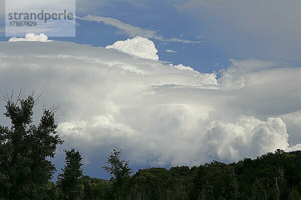 Gewitterwolken  Provinz Quebec  Kanada  Nordamerika