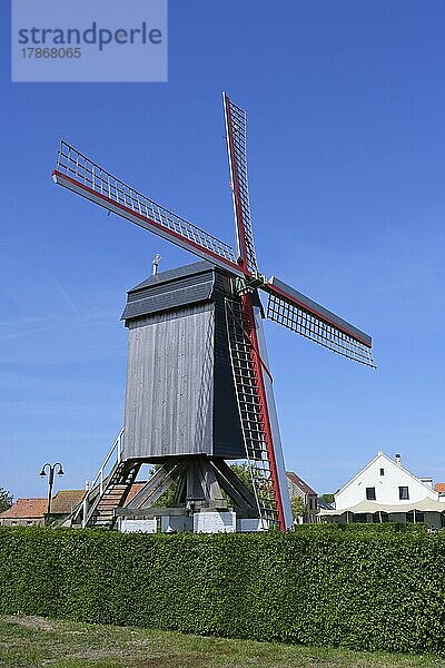 Windmühle Geersesnmolen  Klemskerke  Ostende  Belgien  Europa