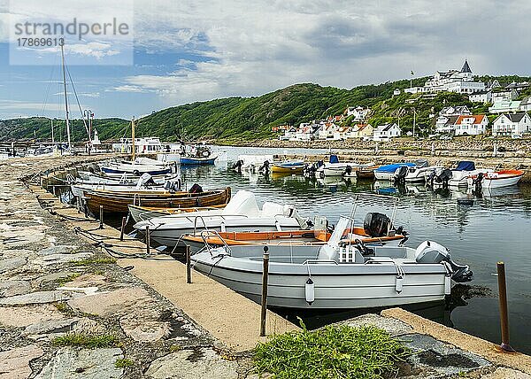 Hafen von Mölle  Naturreservat Kullaberg  Höganöäs  Schweden  Europa