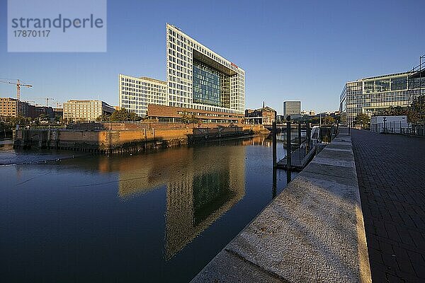 Spiegel Hauptsitz an der Ericusspitze  Hafencity  Hamburg  Deutschland  Europa