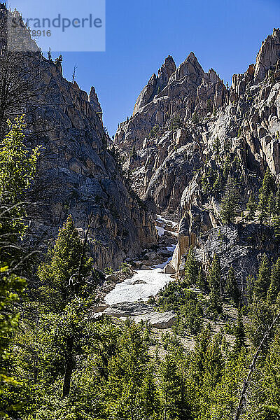 Vereinigte Staaten  Idaho  Stanley  Felsklippen der Sawtooth Mountains