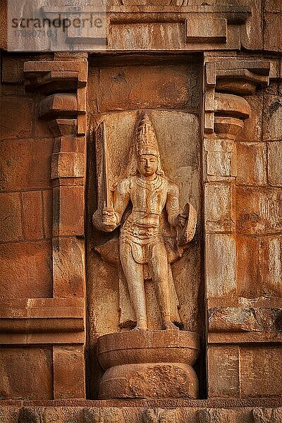 Antikes Flachrelief. Brihadishwara-Tempel. Tanjore (Thanjavur)  Tamil Nadu  Indien. Große lebende Chola-Tempel  UNESCO-Weltkulturerbe