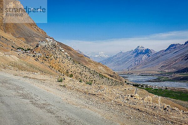 Straße zum Ki-Kloster. Spiti-Tal  Himachal Pradesh  Indien  Asien