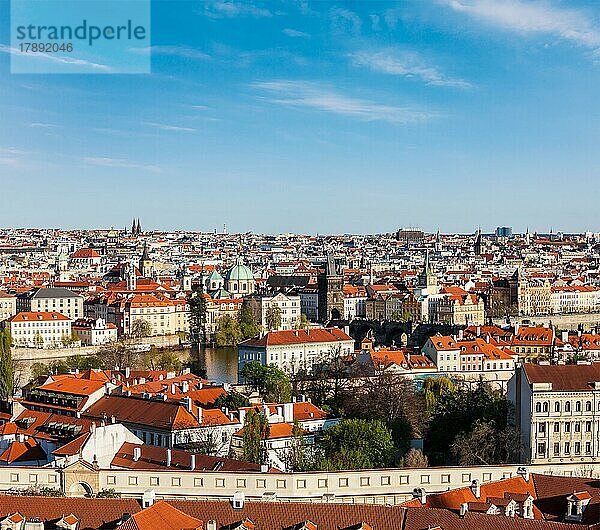 Luftaufnahme von Prag von der Prager Burg aus. Prag  Tschechische Republik  Europa