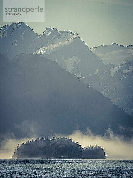 Nebel  Wasser  Berge  Alaska