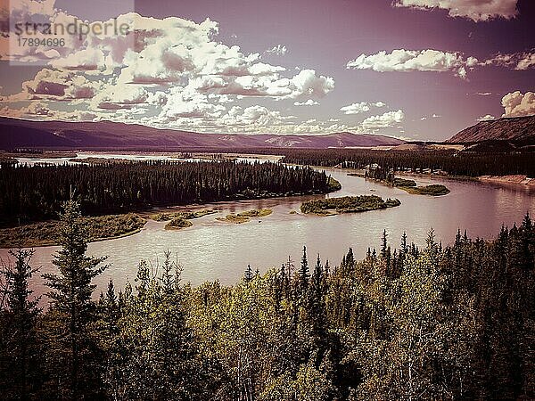 Fluss  Berge  Panoramablick  Alaska