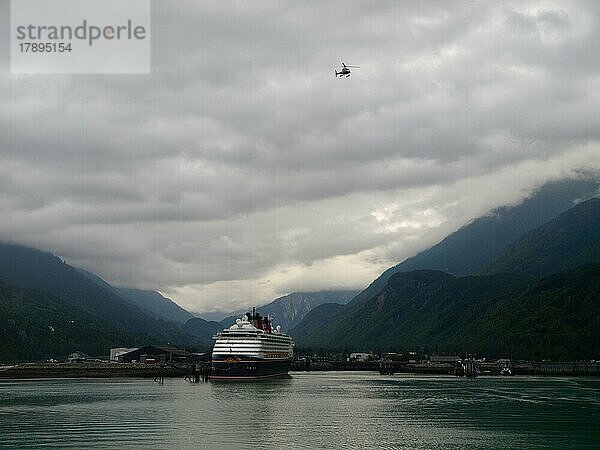 Kreuzfahrtschiff  Wasser  Alaska