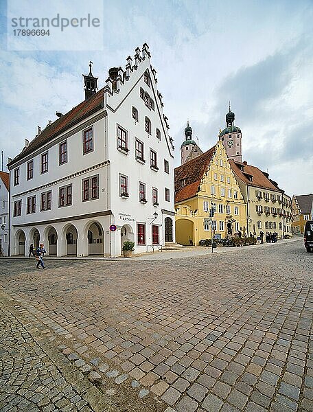 Historisches Rathaus  Marktplatz  Wemding  Landkreis Donau-Ries  Bayern  Deutschland  Europa