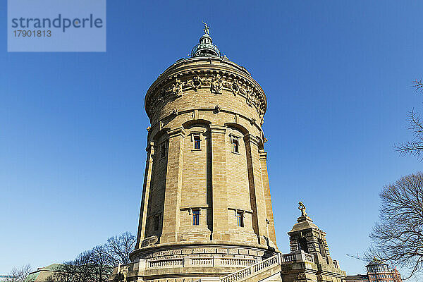 Deutschland  Baden-Württemberg  Mannheim  Mannheimer Wasserturm vor klarem Himmel