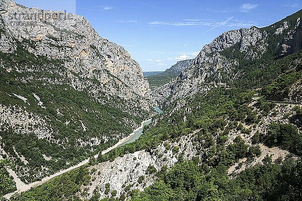 Blick in die Verdonschlucht  Grand Canyon du Verdon  Département Alpes-de-Haute-Provence  Provence  Frankreich  Europa