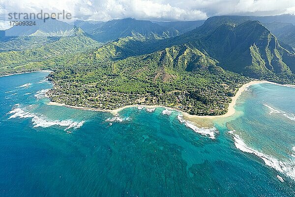 Luftaufnahme Ke'e Beach  Haena Beach  Tunnels Beach  Kepuhi Beach  Kauai  Hawaii  USA  Nordamerika