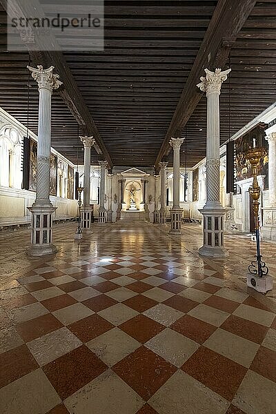 Scuola Grande di San Rocco  unterer Saal  Werke von Tintoretto und anderen venizianischen Künstlern  Venedig  Venetien  Italien  Europa