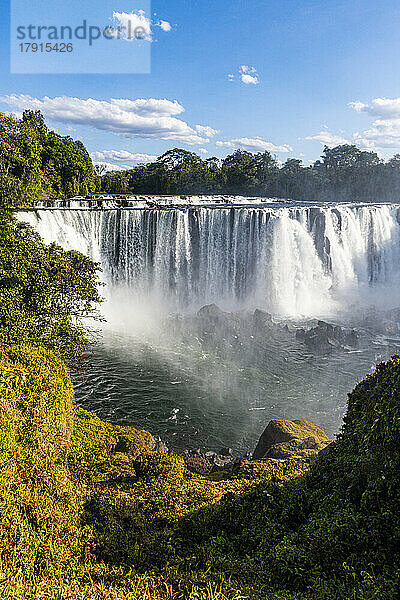 Lumangwe-Wasserfälle am Kalungwishi-Fluss  nördliches Sambia  Afrika