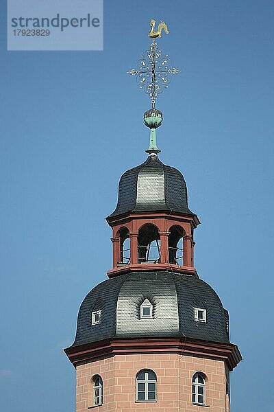 Turmspitze vom Kirchturm der Katharinenkirche  Hauptwache  Innenstadt  Main  Frankfurt  Hessen  Deutschland  Europa