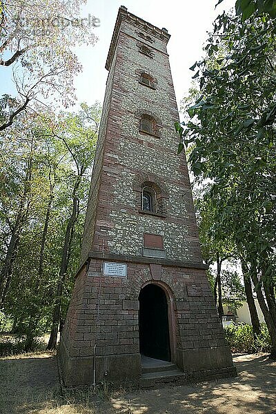 Aussichtsturm erbaut 1882  Bieber  Main  Offenbach  Hessen  Deutschland  Europa