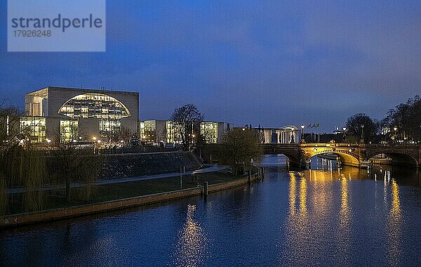 Deutschland  Berlin  19. 02. 2020  Bundeskanzleramt  Moltkebrücke  Spree  Europa