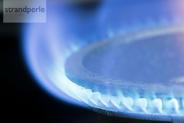 Symbolbild  Gasflamme  Gaskocher  Gaspreiserhöhung  Energie  Energiekosten