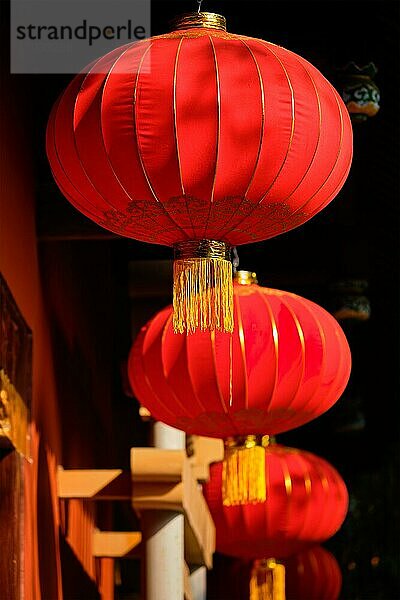 Chinesische traditionelle rote Laternen in Chengdu  China  Asien