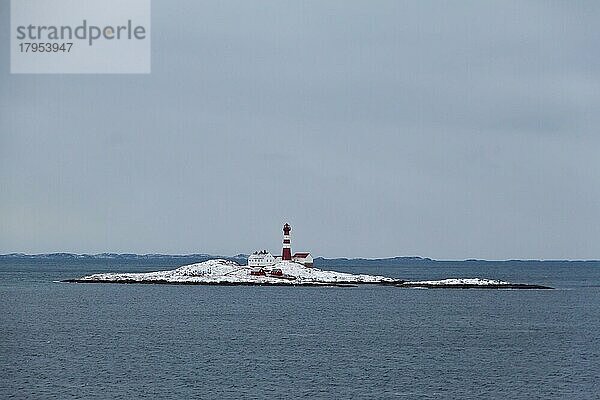 Landegode Leuchtturm  Winter  Atlantikküste  Nordland  Norwegen  Europa