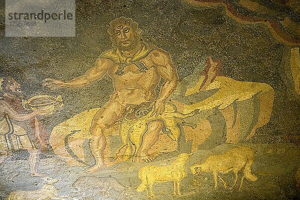 Italien  Italia  Sizilien  Piazza Armerina  Villa Romana del Casale  Innenansicht  Mosaik  Kunstwerk auf dem Fußboden  Odysseus und Polyphem  Europa