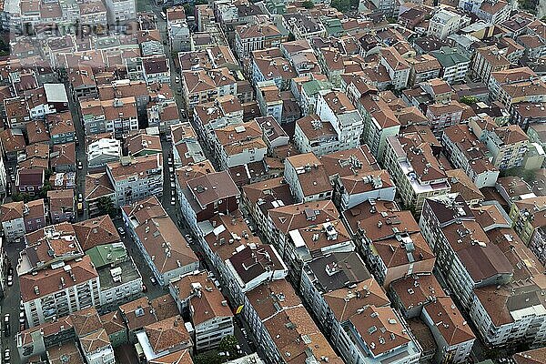 Luftaufnahme des Stadtteils Levent in Istanbul  Türkei  Asien