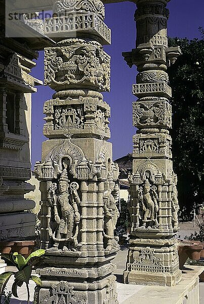 Einzelheiten zu den Säulen im Jain-Tempel in Kundalpur  Nalandha  Bihar  Indien  Asien