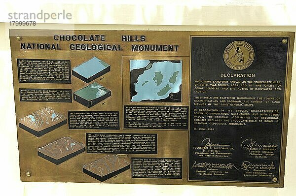 Information zu Chocolate Hills  Informationsschild  Bohol  Visayas  Philippinen  Asien