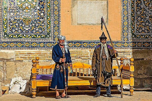Darstellung geschichtlicher Zeiten  Medrese Sherdor  Registan-Platz  Ensemble von drei Medresen  Samarkand  Usbekistan  Samarkand  Usbekistan  Asien