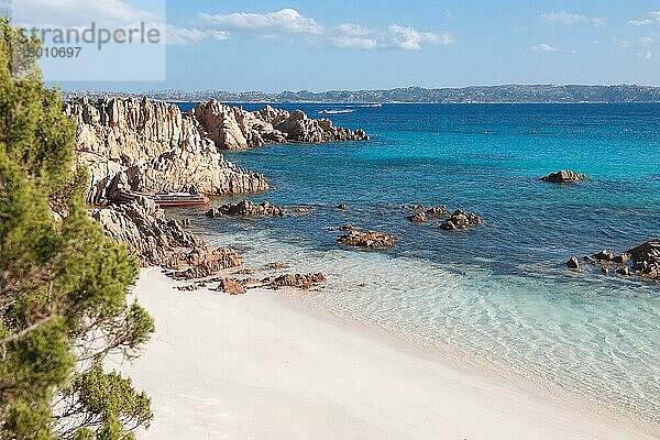 Pinkfarberner Strand  Europa  Isola  Naturschutzgebiet  Insel Budelli  Nationalpark La Maddalena Archipel  Sardinien  Italien  Europa