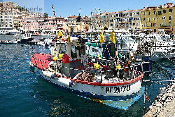 Fischerboote  Hafen Portoferraio  Elba  Toskana  Italien  Europa