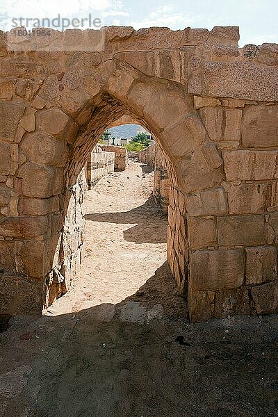 Torbogen  Passage  Durchgang  Ausgrabungsstätte von Ayla  Aqaba  Jordanien  Kleinasien  Akaba  Asien