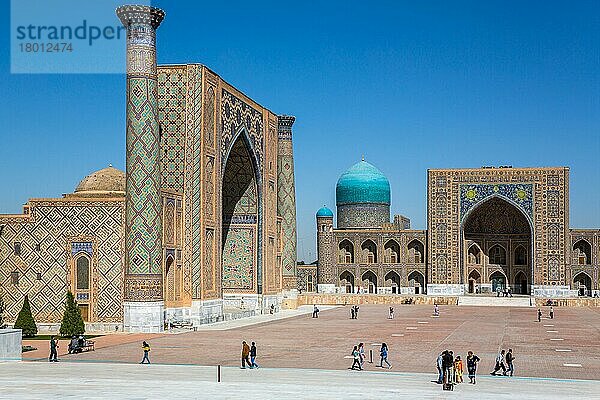 Registan-Platz  Ensemble von drei Medresen  Samarkand  Usbekistan  Samarkand  Usbekistan  Asien
