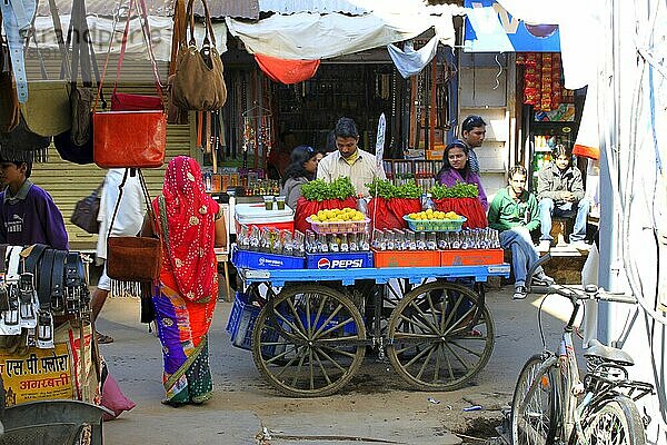 Getränkestand  Pushkar  Ajmer Distikt  Rajasthan  Indien  Asien