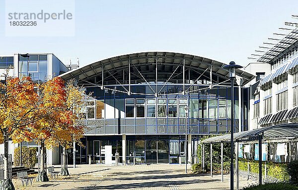 Campus Sankt Augustin der Hochschule Bonn-Rhein-Sieg  Hauptgebäude mit Bibliothek und Mensa  Sankt Augustin  Rheinland  Nordrhein-Westfalen  Deutschland  Europa