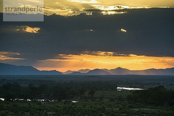 Samburu-Nationalreservat  während der Regenzeit  Kenia  Afrika