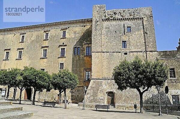 Castello Principi Gallone  Burg  Piazza Vittorio Emanuele  Platz  Tricase  Provinz Lecce  Apulien  Italien  Europa